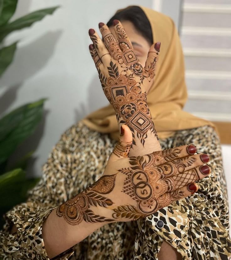 Designer Mehendi 5