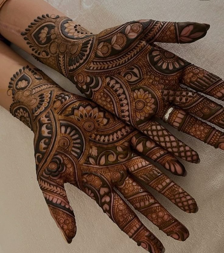 Traditional Mehendi 2